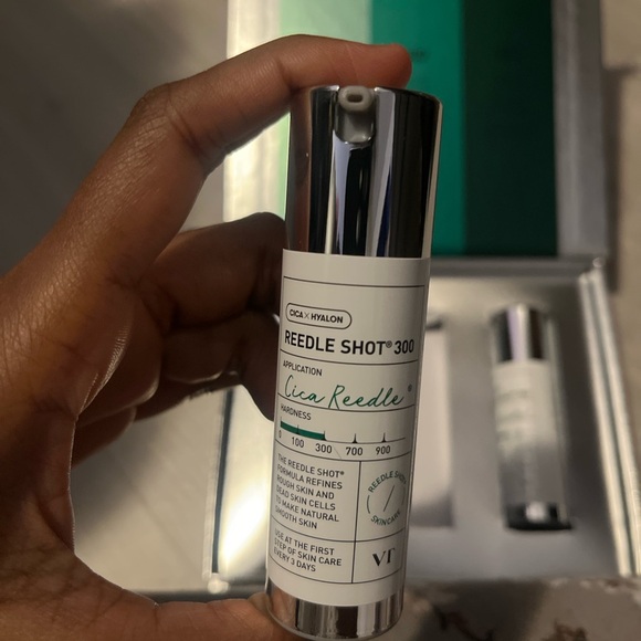 VT Cica Reedle Shot
Compact Set - Picture 2 of 3